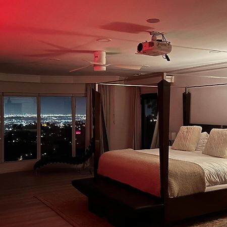 Le Chateau Los Angeles Exterior foto